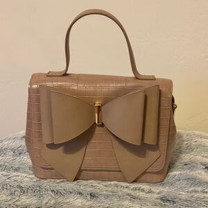 Elegant Tan Bow Handbag